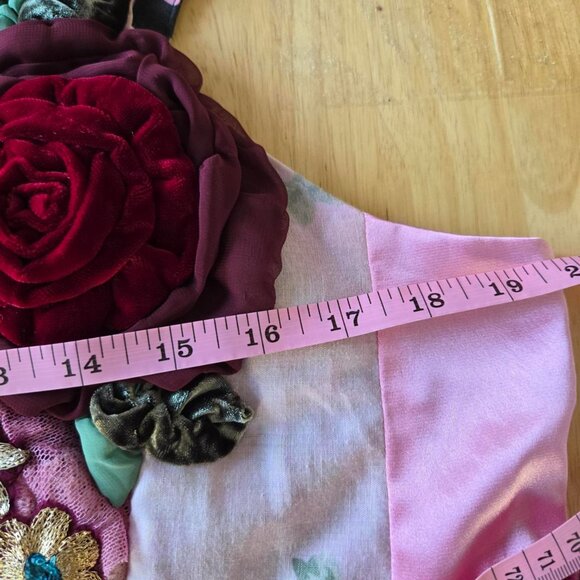 Peacock Rose Garden | Roselani Jasmin | One Size - Picture 6 of 8